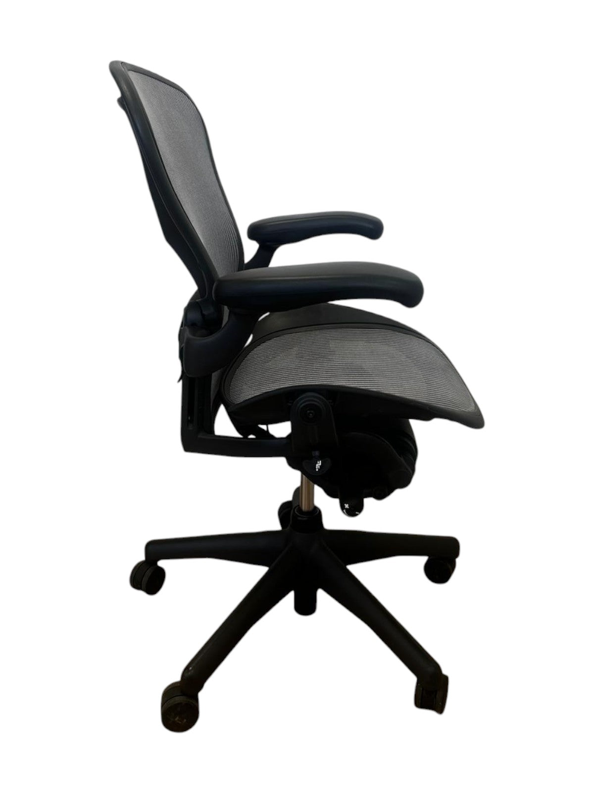 Herman Miller Aeron Carbon
